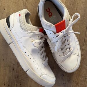 On Running The Roger Centre Court Sneakers | White/Red